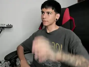 Chaturbate Nude Webcam of austin_falcon