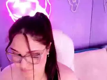 Chaturbate Nude Webcam of camiila_osorio