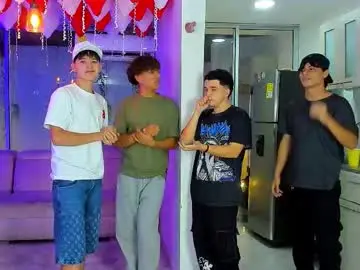 Chaturbate Best live sex cam show of houseofwarrios