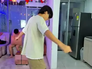 Chaturbate Sex Chat of houseofwarrios