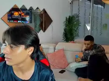 Chaturbate Best live sex cam show of houseofwarrios