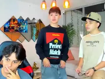 Chaturbate Nude Webcam of houseofwarrios