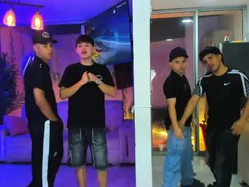 Chaturbate Best live sex cam show of houseofwarrios