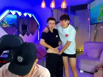 Chaturbate Best Webcam of houseofwarrios