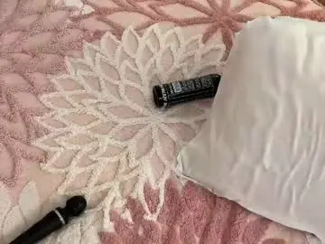 Chaturbate Live Porn of playussoftly