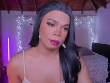 Chaturbate Sex Cam of romirousexx