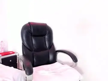 Chaturbate Best live sex cam show of antonellaqueeen