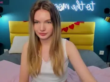 Chaturbate Live Porn of evelineamore