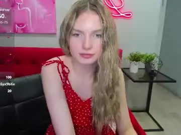 Chaturbate Sex Chat of evelineamore