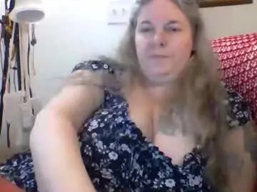 Chaturbate Free Porn Cam of hippysnewhere