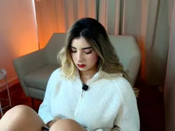 Chaturbate Live Sex of rousee_v