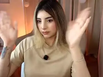 Chaturbate Free Live Porn of rousee_v