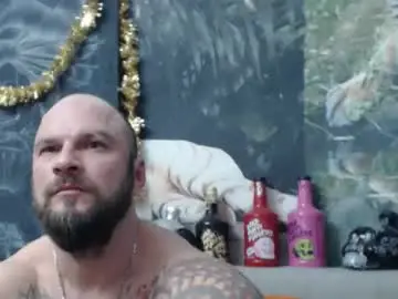 Chaturbate Free Live Porn of viking_me