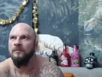 Chaturbate Live Sex Cam of viking_me