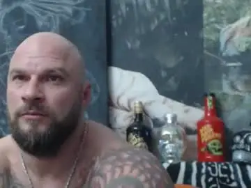 Chaturbate Live Porn of viking_me