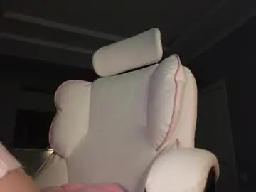 Chaturbate Best live sex cam show of ella_lee15