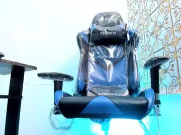 Chaturbate Live Sex Cam of hardeneddad