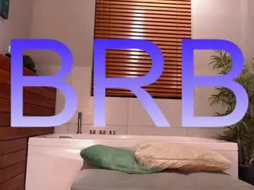 Chaturbate Live Sex Cam of lucca_moreti