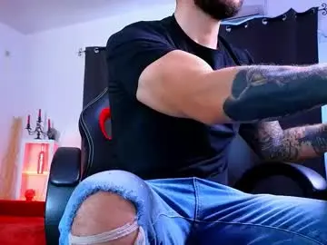 Chaturbate Live Sex Cam of mightyaaron