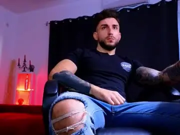 Chaturbate Adult Video Chat of mightyaaron