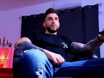 Chaturbate Watch Live Sex Cams of mightyaaron