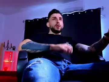 Chaturbate Watch Live Sex Cams of mightyaaron