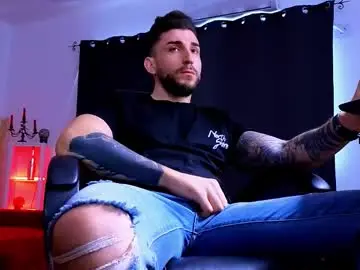 Chaturbate Private Sex Chat of mightyaaron