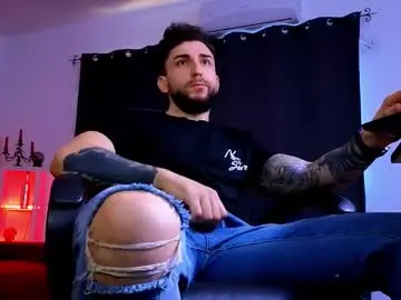 Chaturbate Live Sex Cam of mightyaaron