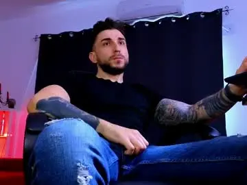 Chaturbate Free Porn Cam of mightyaaron