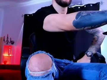 Chaturbate Sex Cam of mightyaaron