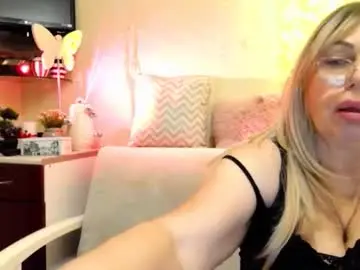 Chaturbate Best live sex cam show of susiexnoreen