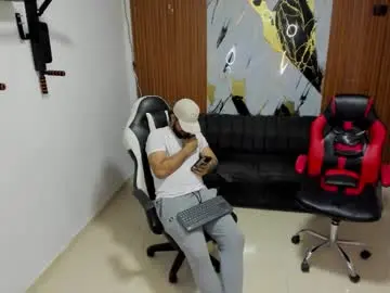 Chaturbate Best live sex cam show of thomson_hot01