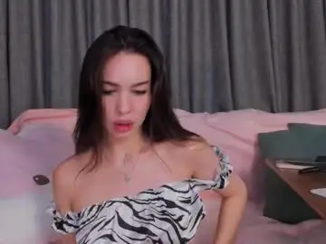 Chaturbate Free Live Porn of alicecloudy55