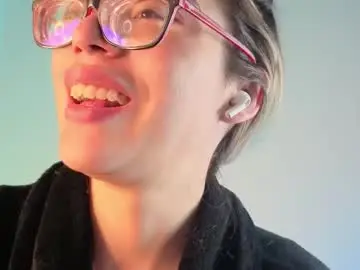 Chaturbate Live Sex Cam of carolblonde