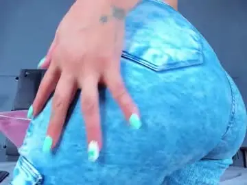 Chaturbate Best live sex cam show of dulceaurora_