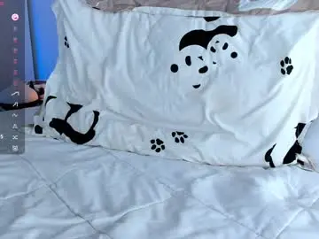 Chaturbate Live Sex Cam of ellamilano