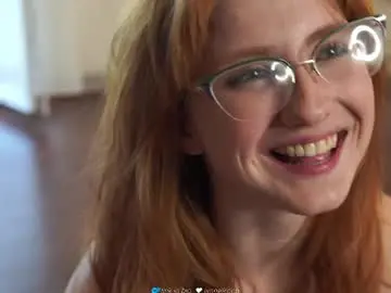Chaturbate Live Sex Cam of lynnalltop