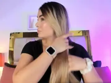 Chaturbate Best live sex cam show of _emily_r