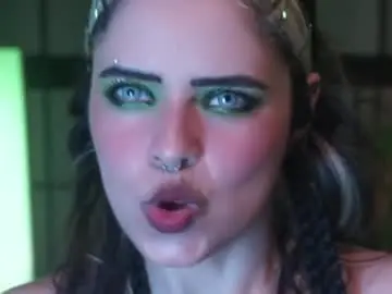 Chaturbate Watch Live Sex Cams of alessa_goreng