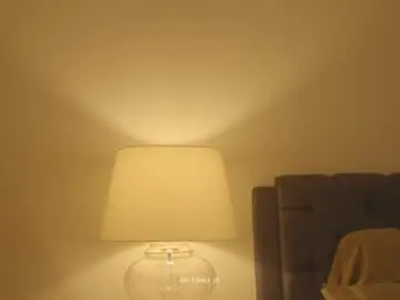 Chaturbate Nude Webcam of emma_lu1