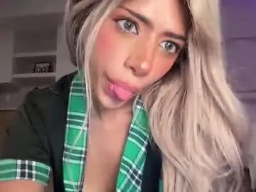 Chaturbate Free Porn Cam of juliaabrooks