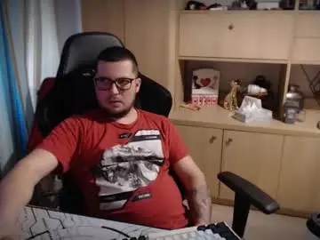 Chaturbate Sex Cam of kevinnlovely95