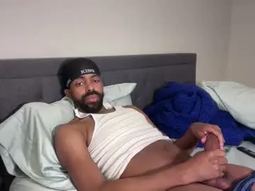 Chaturbate Free Porn Cam of wellpackaged_