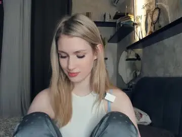 Chaturbate Live Sex Cam of one_1ove