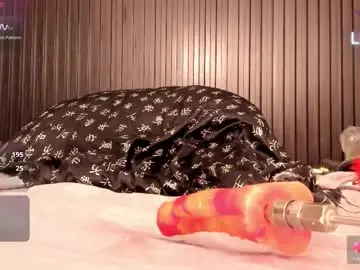 Chaturbate Live Sex Cam of aleja__slav3