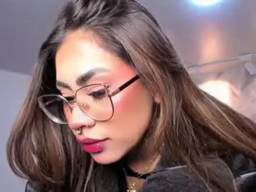 Chaturbate Adult Video Chat of eveline_figeroa