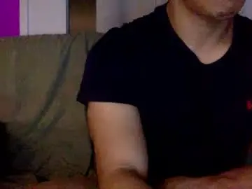 Chaturbate Nude Webcam of joshasian0713