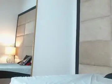 Chaturbate Live Sex Cam of julietanavarro