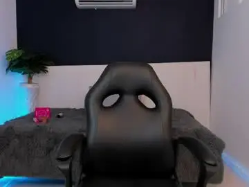 Chaturbate Adult Video Chat of karola_cute_