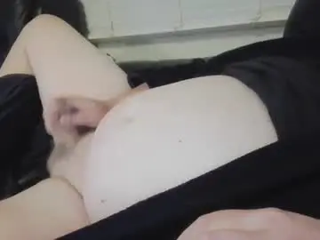 Chaturbate Live Sex Cam of labialuv2suck